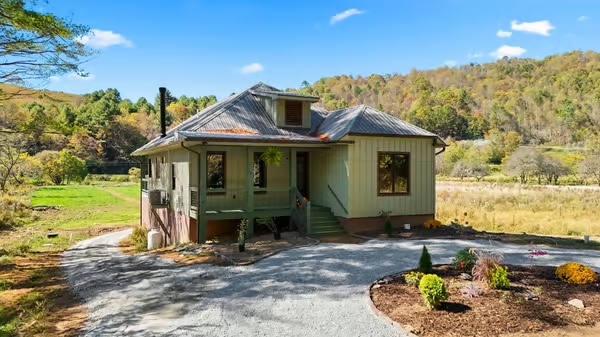 790 Howard Edmisten Rd